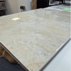 Iris Beige (Wall) 25x40cm (6.5m2 job lot)