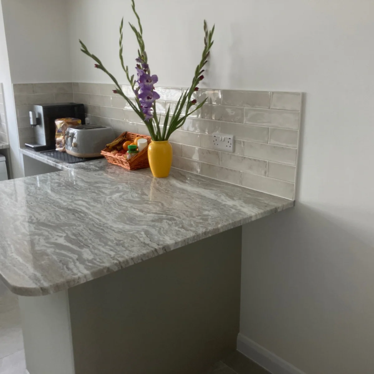 Ceramic Gloss Brick Wall Tile 7.5x30cm (Drop Collection) - Image 9